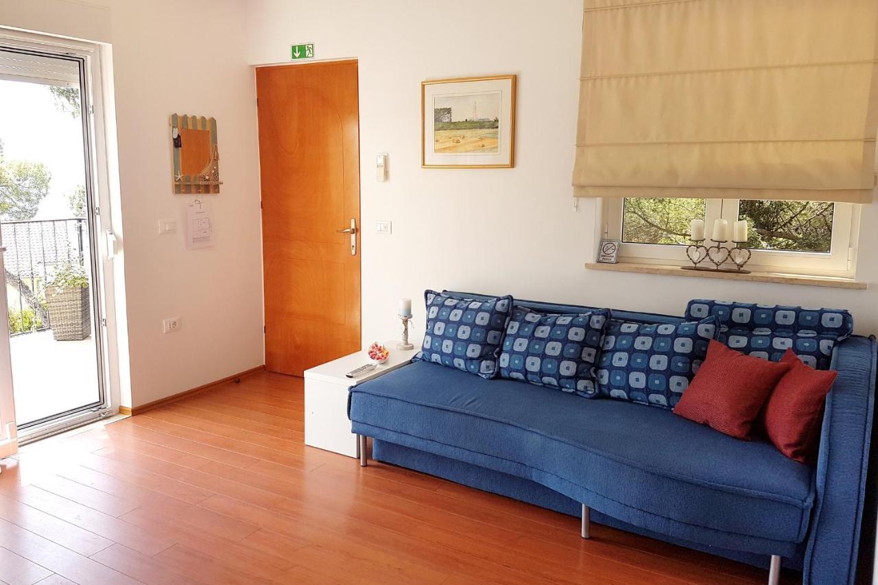 Apartments By The Sea Rovinj - 3373 Екстериор снимка